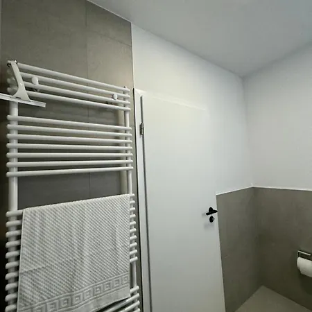Apartment Der Schwan 8 & 10 - Zentral- Stilvoll *