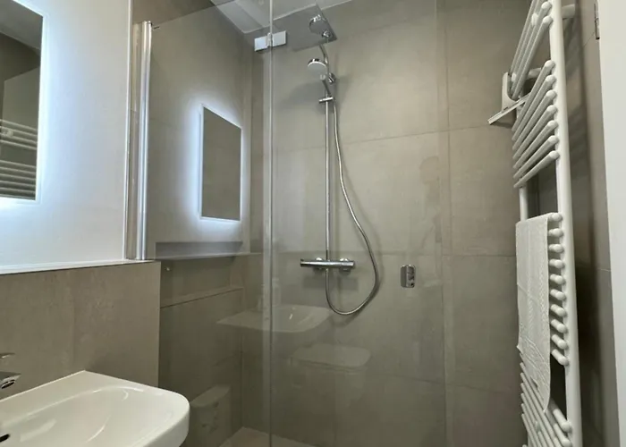 Der Schwan 8 & 10 - Zentral- Stilvoll